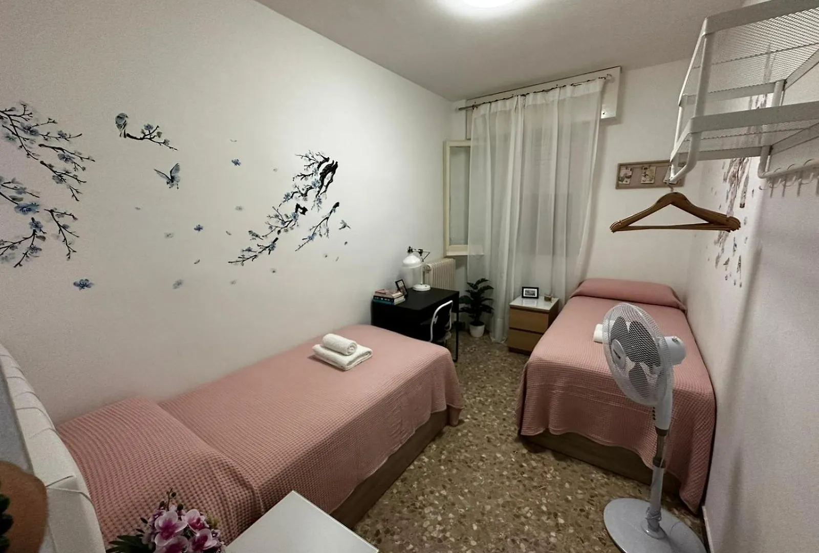 Rooms Sepulveda Barcelona Spain