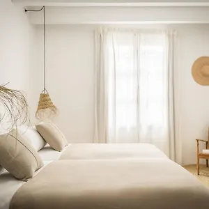 https://meloussa-boutique-hotel.balearic-islands.net